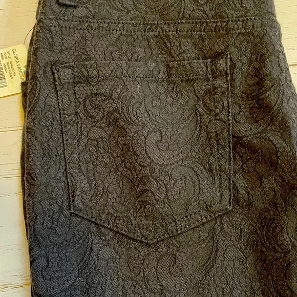 Gloria Vanderbilt Amanda Stretch Slimming Jean in Black Damask, size 12, NWT - Picture 11 of 16
